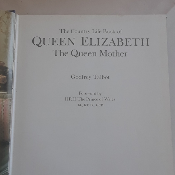 Vintage Book..Queen Elizabeth 1 - Picture 2 of 2